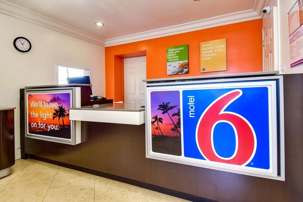 Motel 6 Garden Grove Eksteriør bilde