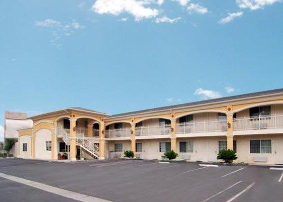 Motel 6 Garden Grove Eksteriør bilde